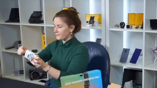 Белая камера Sony ZV-1 и комплект блогера Sony ZV-1 PRO смотреть онлайн