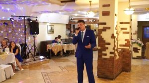 Трогательный  подарок-сюрприз невесте от  жениха на свадьбе