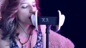 АСМР грызет ухо  без рук, без слов