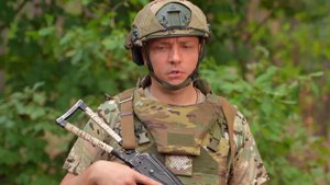 Военнослужащие ВС РФ о службе по контракту