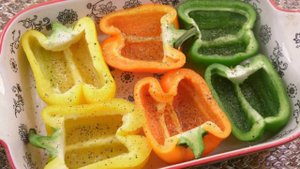 Перец фаршированный адыгейским сыром