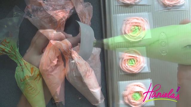 RANUNCULUS MERINGUE FLOWER COOKIES, HANIELA'S
