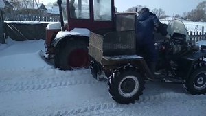 Самодельный квадроцикл. Чистка снега.