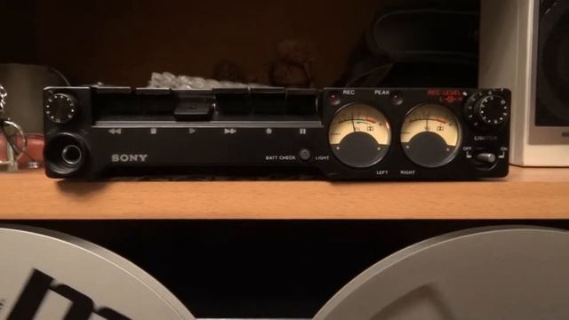 САМЫЙ КРУТОЙ РЕПОРТЕРСКИЙ ДИКТОФОН SONY TC-D5 смотреть онлайн