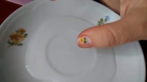 Как нанести наклейку на ноготь. Простой маникюр с водными наклейками.