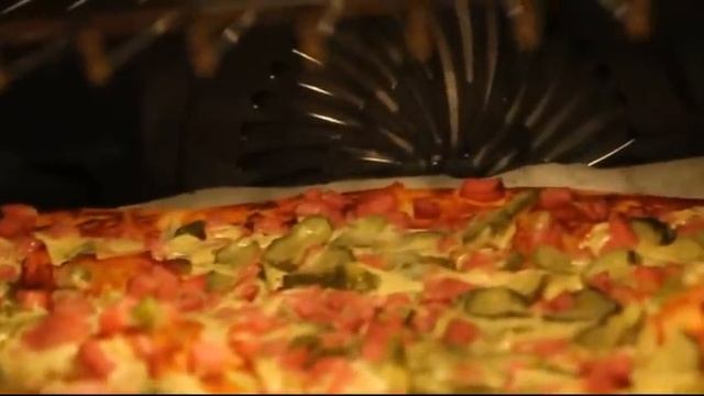 Пица в духовки ARISTON.avi смотреть онлайн