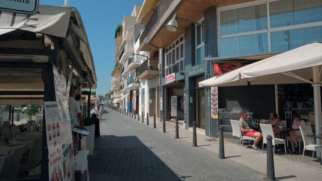 Tiny Tour | Cambrils Spain | Walk through pedestrian streets along the coastline 2019 Summer