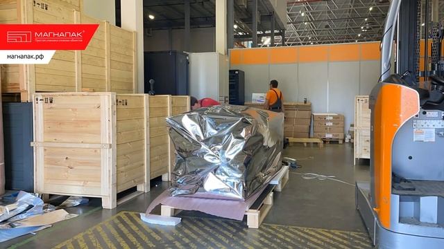 Упаковка оборудования в барьерную алюминиевую пленку МагнаПак-М. смотреть онлайн