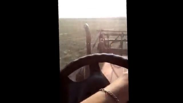 Т 25. Гребем сено, сенокос 2015 грабли гвк (их модификация), трактор т 25,. смотреть онлайн