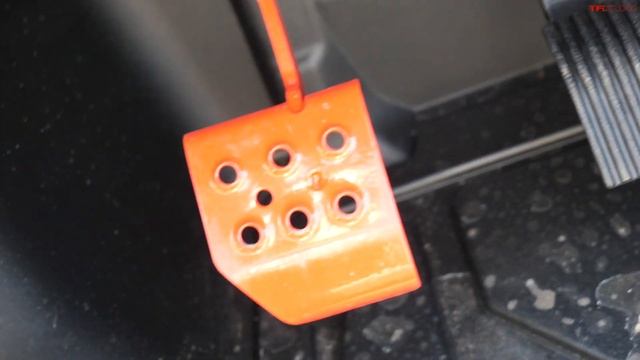 Tiny But Mighty: Here's Why Kids AND Adults Can Both Love The Polaris RZR 200 EFI! смотреть онлайн