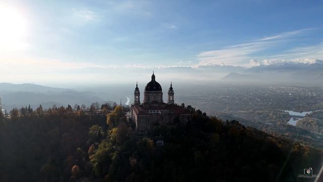 DJ MIni4 Pro - Basilica di Superga - Torino - Italy #italy #dji #frenk_drone #aerialvideo #drone смотреть онлайн