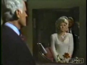 Окна. Юмористический фан-клип по сериалу "Санта-Барбара"