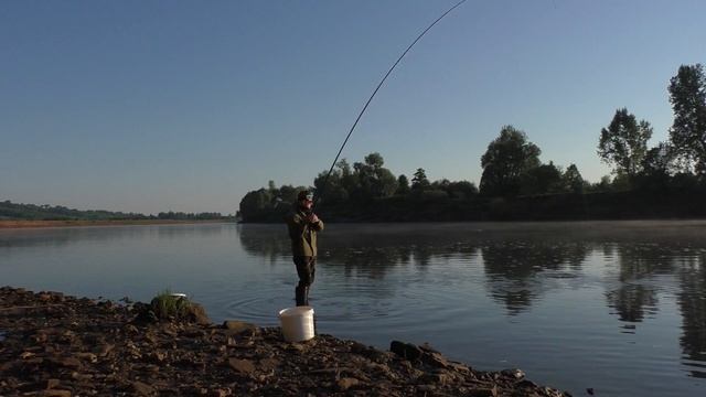 Вот это рыбалка! Поклевка на каждый заброс! Рыбалка 2021 лучшие поклевки смотреть онлайн