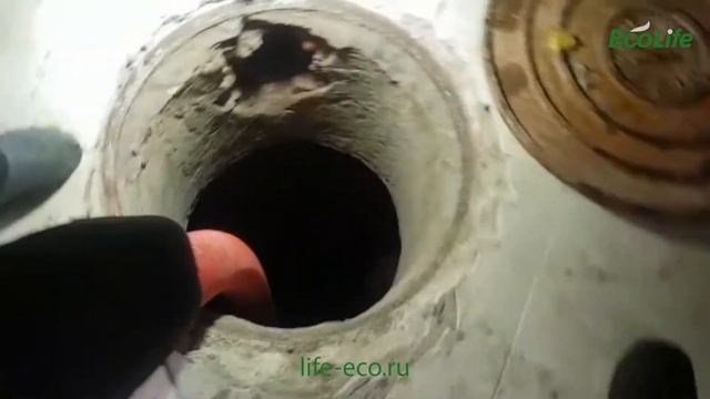Откачка ЖБО в Звенигороде из глубокого 12 метрового колодца смотреть онлайн