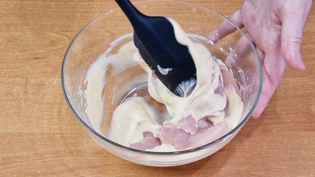 БЫСТРО ГОТОВИТСЯ! СЪЕДАЕТСЯ ЗА 2 МИНУТЫ! СОЧНАЯ КУРИНАЯ ГРУДКА В КЛЯРЕ смотреть онлайн