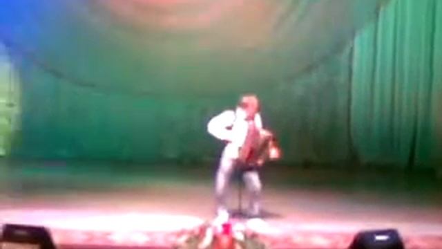 парень с аккордеоном(guy with an accordion) 2009 смотреть онлайн