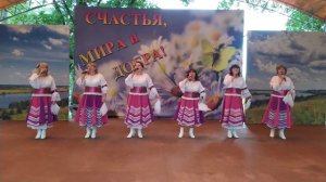 Вокальный ансамбль "Гармония" Песня "Русская деревня"
