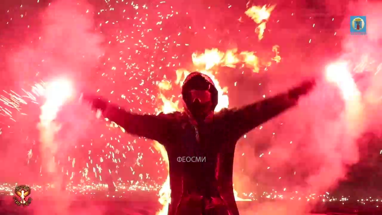05.08.2017 Крым, Феодосия, Коктебель - Фаер-шоу 'Крым Fire Fest'