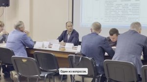 Сколько необходимо парковок для общежитий обсуждают чиновники и депутаты, сентябрь 2023 г.