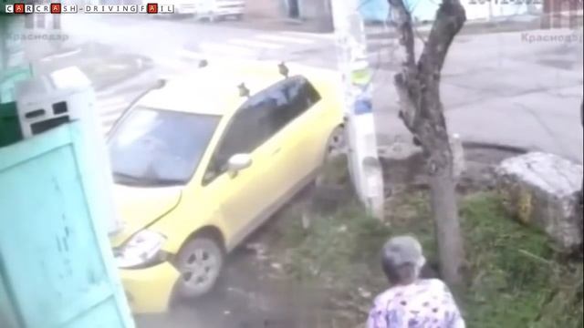 Car Crash Compilation 2022 - 16.mp4