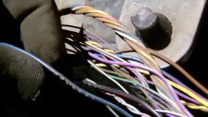 Не выключается вентилятор радиатора Ошибка P0118 VW Golf V