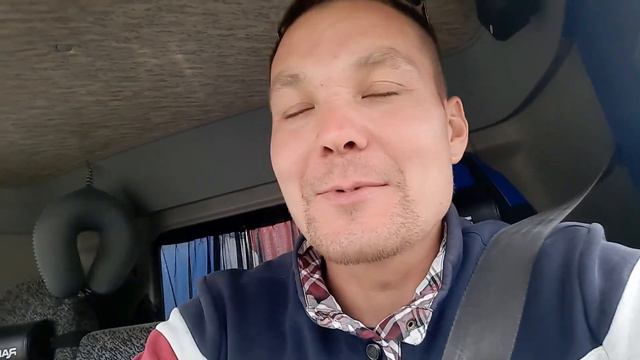 Отказался работать на карьере,и помог женщине в дороге