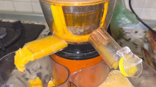 Апельсиновый сок с шнековая сока выжималка смотреть онлайн
