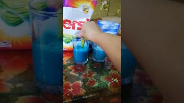 Порошок фаберлик и персил.
