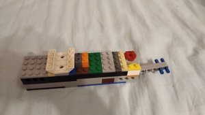 Как собрать пистолет из LEGO стреляющий