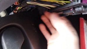 Шкода Фабия Skoda Fabia не открывается дверь и не работает электрокорректор зеркала Бюджетный ремон