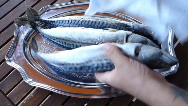 Скумбрия холодного копчения,легко. У меня первая 1000 друзей??? #Скумбрия#Холодноекопчение