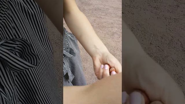 Откусил голову голобю парк горького голуби белки корм смотреть онлайн