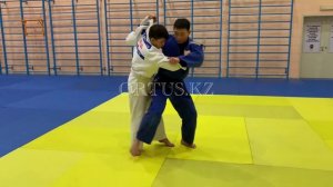 Judo - Tai Otoshi. Дзюдо - передняя подножка.