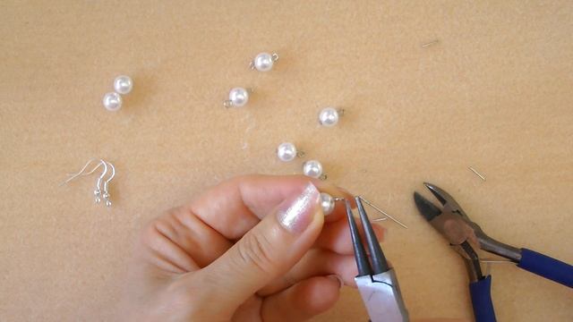 Мастер-класс. Модные серьги своими руками. Как сделать длинные серьги из бусин. Beads ear-rings DIY