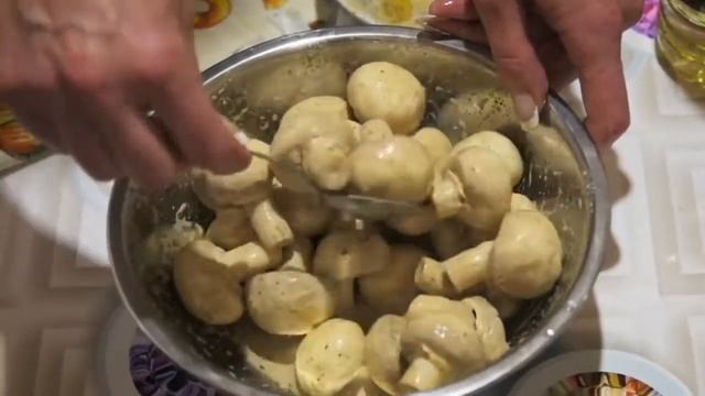 Шампиньоны в духовке запеченные грибы готовим просто вкусно быстро Что приготовить на обед