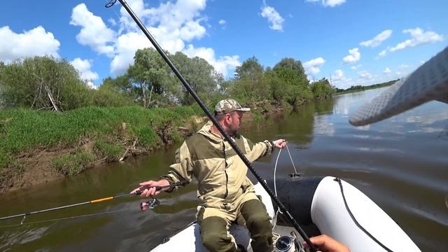 РЫБАЛКА НА ДНЕПРЕ. СПИННИНГ НА РЕКЕ смотреть онлайн