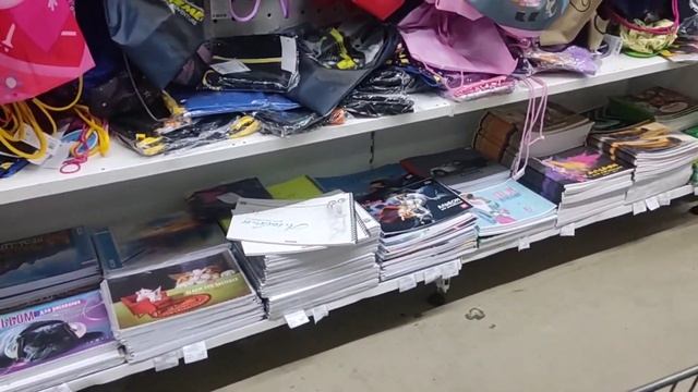 Собираемся во второй класс / Все с кошечками / Выбираем одежду / Пора в школу / Шоппинг / смотреть онлайн