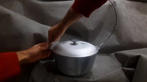 Как быстро сделать ручку к казану своими руками!)