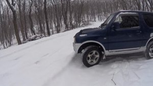 по зимнему лесу на SUZUKI JIMNY совместно с SMALL7171