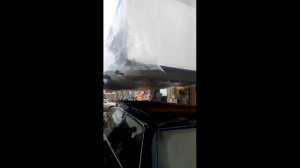 Погрузка гипсокартона на крышу легкового автомобиля Ауди универсал