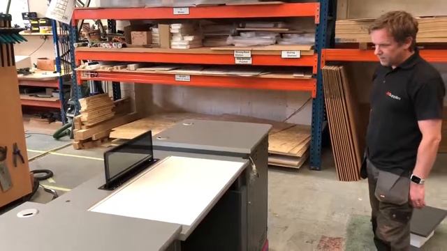 SEADA Retractable Monitor Installed at University смотреть онлайн