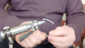 мушка для ночной рыбалки на луфаря. Фосфорная бородка для ловли на самодур ночью на Черном море.