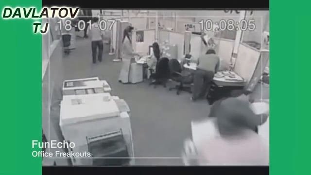 Самые Тупые Люди которые не могут Терпеть До Конца! Снятых На Камеру
