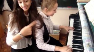 Игра на пианино "Реквием по мечте"