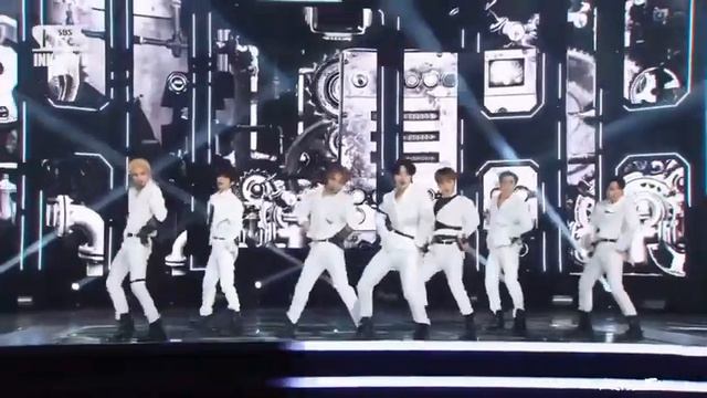 Kris_Tas - Maniac (RUS Cover Stray Kids) смотреть онлайн