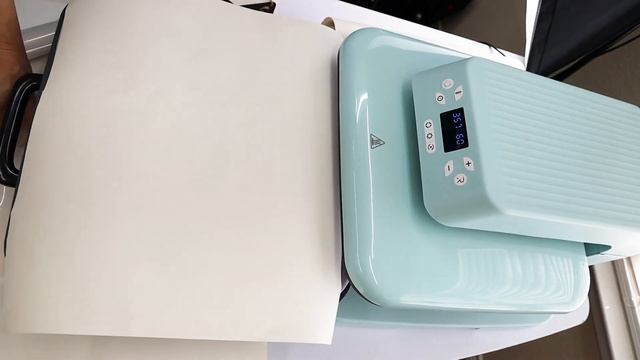 How to SUBLIMATE on WOOD with VIBRANT Results | How to Sublimate Wooden Christmas Crafts смотреть онлайн