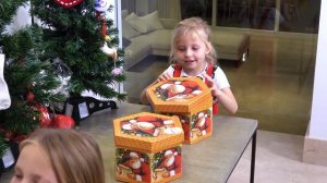 Дети не поделили игрушки на елку или Switch Up для детей !