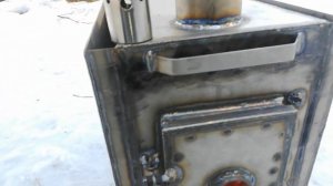 Печка в палатку из титана длительного горения, первый запуск