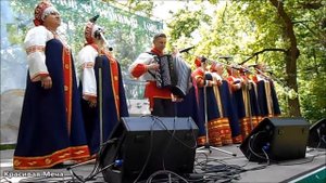 Троица в городе Ефремове. Песня "Прилетели гуси к броду". Хор из пос. Волово.