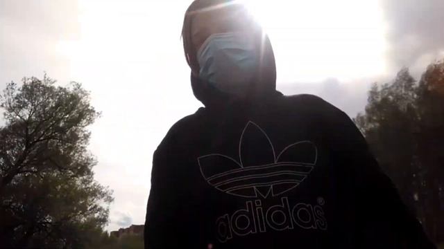 VLOG:Выживание на дёрте и дроп в речку смотреть онлайн